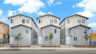 FOR RENT 10909 MAIN ST 90061