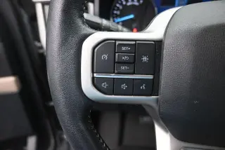Ford Expedition 2022 4x2 XLT 4dr SUV