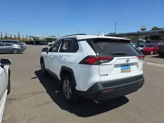 Toyota RAV4 2024 XLE 4dr SUV