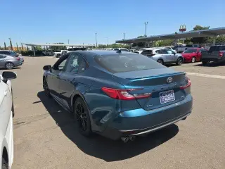 Toyota Camry 2025 SE 4dr Sedan