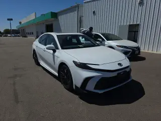 Toyota Camry 2026 SE 4dr Sedan