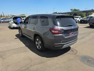 Honda Pilot 2024 EX-L 4dr SUV w/Rear Captain's Chairs