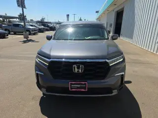 Honda Pilot 2024 EX-L 4dr SUV w/Rear Captain's Chairs
