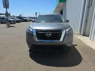 Nissan Pathfinder 2025 SV 4dr SUV