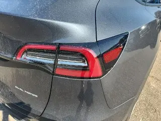 Tesla Model Y 2023 AWD Long Range 4dr Crossover