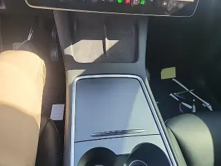 Tesla Model Y 2023 AWD Long Range 4dr Crossover