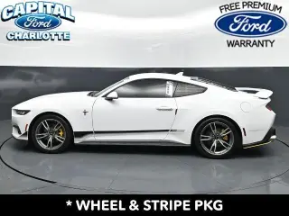 Ford Mustang 2024 EcoBoost 2dr Fastback