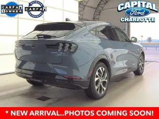 Ford Mustang Mach-E 2023 AWD Premium 4dr SUV
