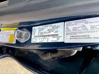 Ford Escape Hybrid 2020 AWD Titanium 4dr SUV