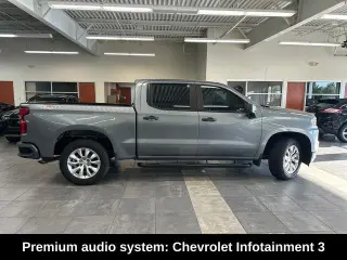 Chevrolet Silverado 1500 2021 4x4 Custom 4dr Crew Cab 6.6 ft. SB