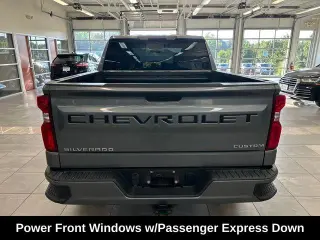 Chevrolet Silverado 1500 2021 4x4 Custom 4dr Crew Cab 6.6 ft. SB