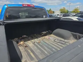 Toyota Tundra 2018 4x4 SR5 4dr CrewMax Cab Pickup SB (5.7L V8 FFV)