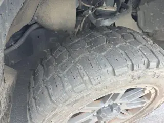Toyota Tundra 2018 4x4 SR5 4dr CrewMax Cab Pickup SB (5.7L V8 FFV)