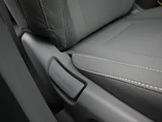 Hyundai ELANTRA 2025 SEL Sport 4p Sedan