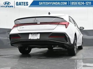 Hyundai ELANTRA 2025 SEL Sport 4p Sedan