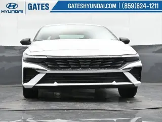 Hyundai ELANTRA 2025 SEL Sport 4p Sedan