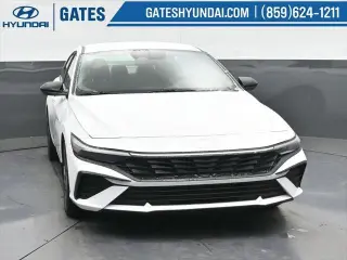 Hyundai ELANTRA 2025 SEL Sport 4p Sedan