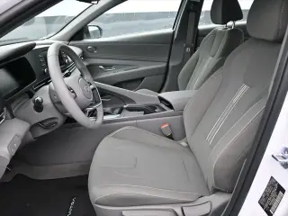Hyundai ELANTRA 2025 SEL Sport 4p Sedan