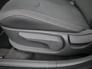 Hyundai ELANTRA 2025 SEL Sport 4p Sedan