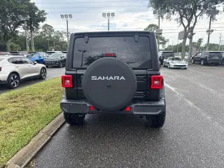 Jeep Wrangler Unlimited 2021 4x4 Sahara 4p SUV
