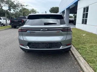 Chevrolet Equinox EV 2024 RS SUV de 4 puertas con 2RS
