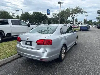 Volkswagen Jetta 2014 SE Sedán 4 puertas 6A