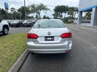 Volkswagen Jetta 2014 SE Sedán 4 puertas 6A