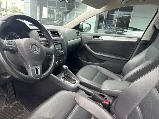 Volkswagen Jetta 2014 SE Sedán 4 puertas 6A