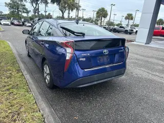 Toyota Prius 2016 Tres Hatchback de 4 puertas