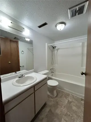 Propiedad en alquiler con 2 habitaciones y 1 baño en Shadyside