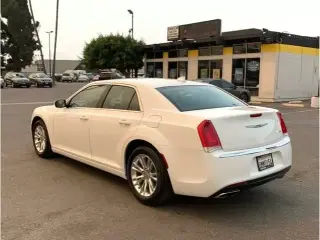 2019 Chrysler 300 300 Touring