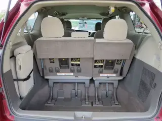 2017 Toyota Sienna LE Minivan