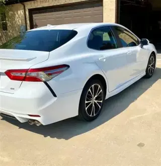 2019 Toyota camry SE