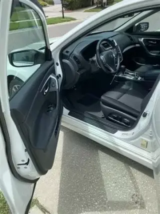 2017 Nissan Altima SR Sedan
