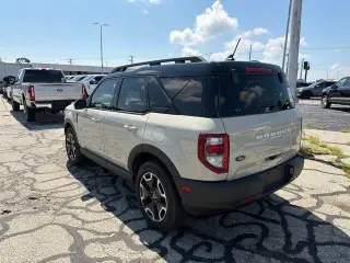 Ford Bronco Sport 2024 AWD Outer Banks SUV de 4 puertas