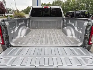 Ram 1500 2019 4x4 Big Horn 4dr Crew Cab 6.4 ft. SB Pickup