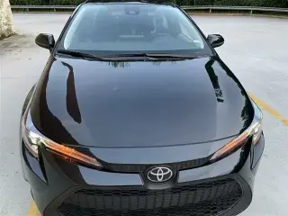 2020 Toyota Corolla LE Sedan