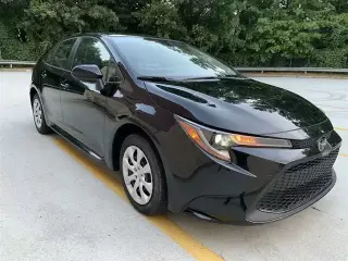 2020 Toyota Corolla LE Sedan