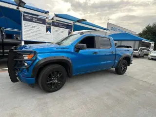 Chevrolet Silverado 1500 2022 4x2 Custom 4dr Crew Cab Caja Corta de 5.8 pies