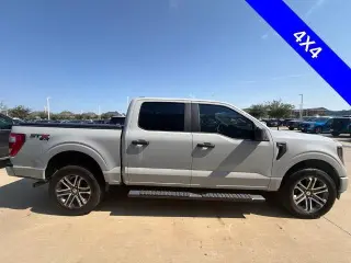 Ford F-150 2023 4x4 XL 4dr SuperCrew 5.5 ft. SB