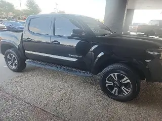 Toyota Tacoma 2017 4x2 TRD Sport 4dr Double Cab 5.0 ft SB