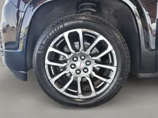 GMC Acadia 2023 Denali 4dr SUV