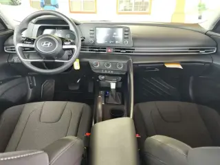 Hyundai ELANTRA 2026 SE 4dr Sedan