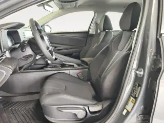 Hyundai ELANTRA 2026 SE 4dr Sedan