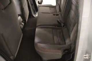 Nissan Frontier 2023 4x4 S Cabina Doble 4p Caja Corta de 5 pies