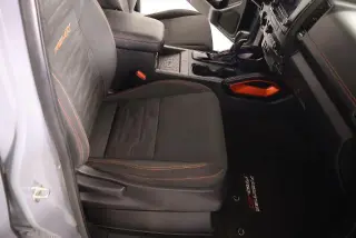 Nissan Frontier 2023 4x4 S Cabina Doble 4p Caja Corta de 5 pies