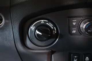 Nissan Frontier 2023 4x4 S Cabina Doble 4p Caja Corta de 5 pies