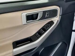 Ford Explorer 2023 AWD XLT 4dr SUV