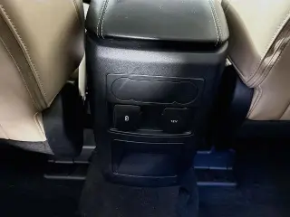 Ford Explorer 2023 AWD XLT 4dr SUV