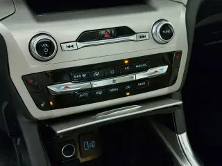 Ford Explorer 2023 AWD XLT 4dr SUV